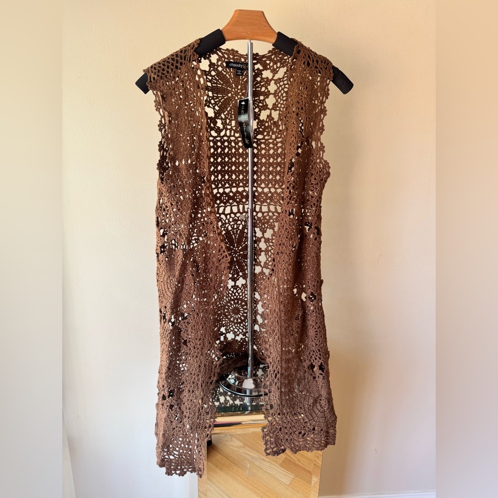 Chaudry Crochet Open Front Vest in Brown
